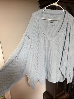 American Eagle Outfitters Light Blue V-Neck Waffle Knit Sweater